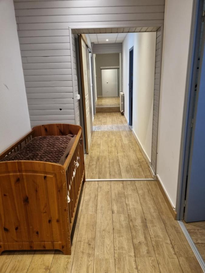Chambres Individuelles Avec Cuisine Commune Tilloloy Екстер'єр фото